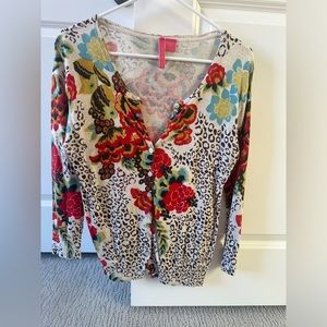 Women’s cardi